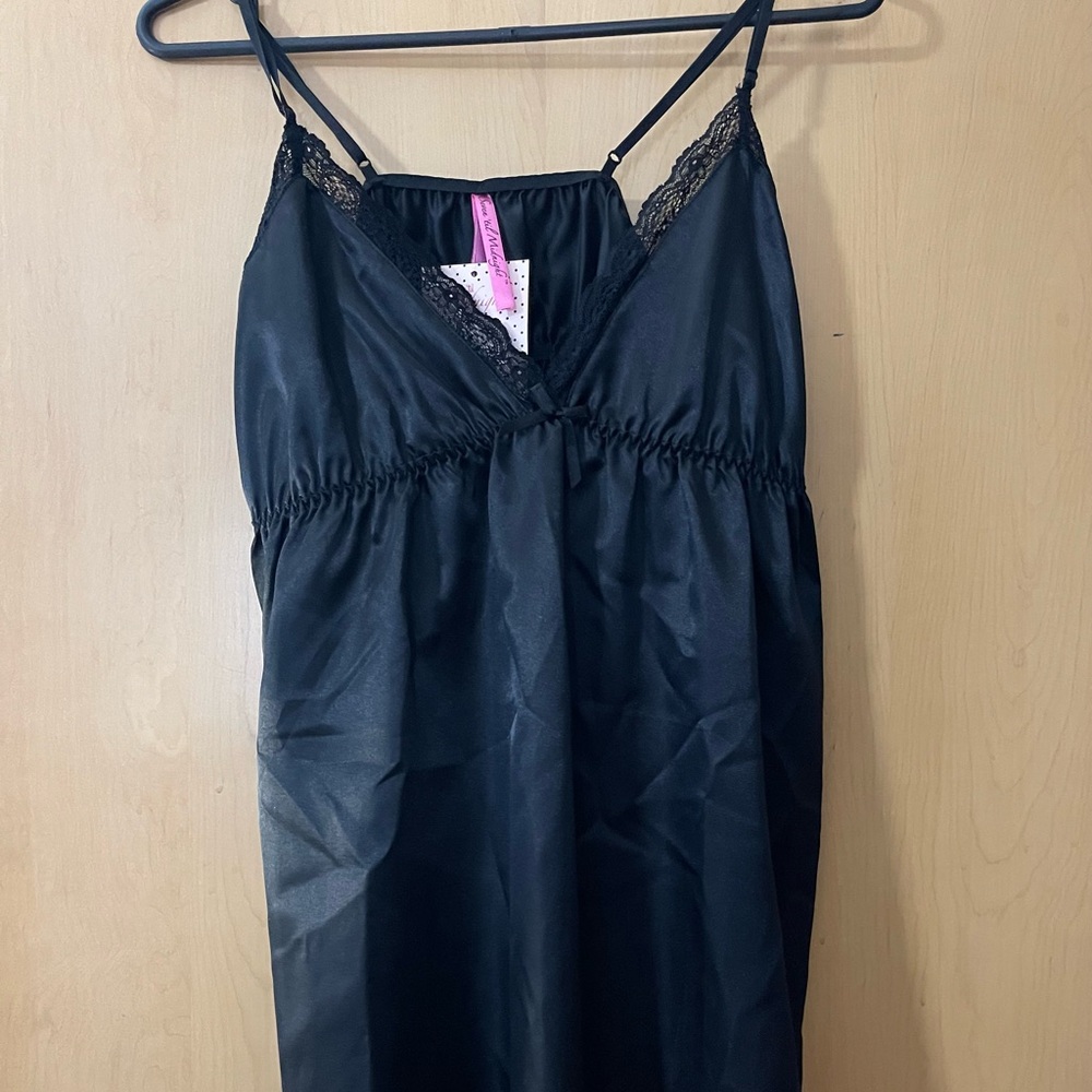 New- Chemise Satin Lace Trim Black 1X/2X
